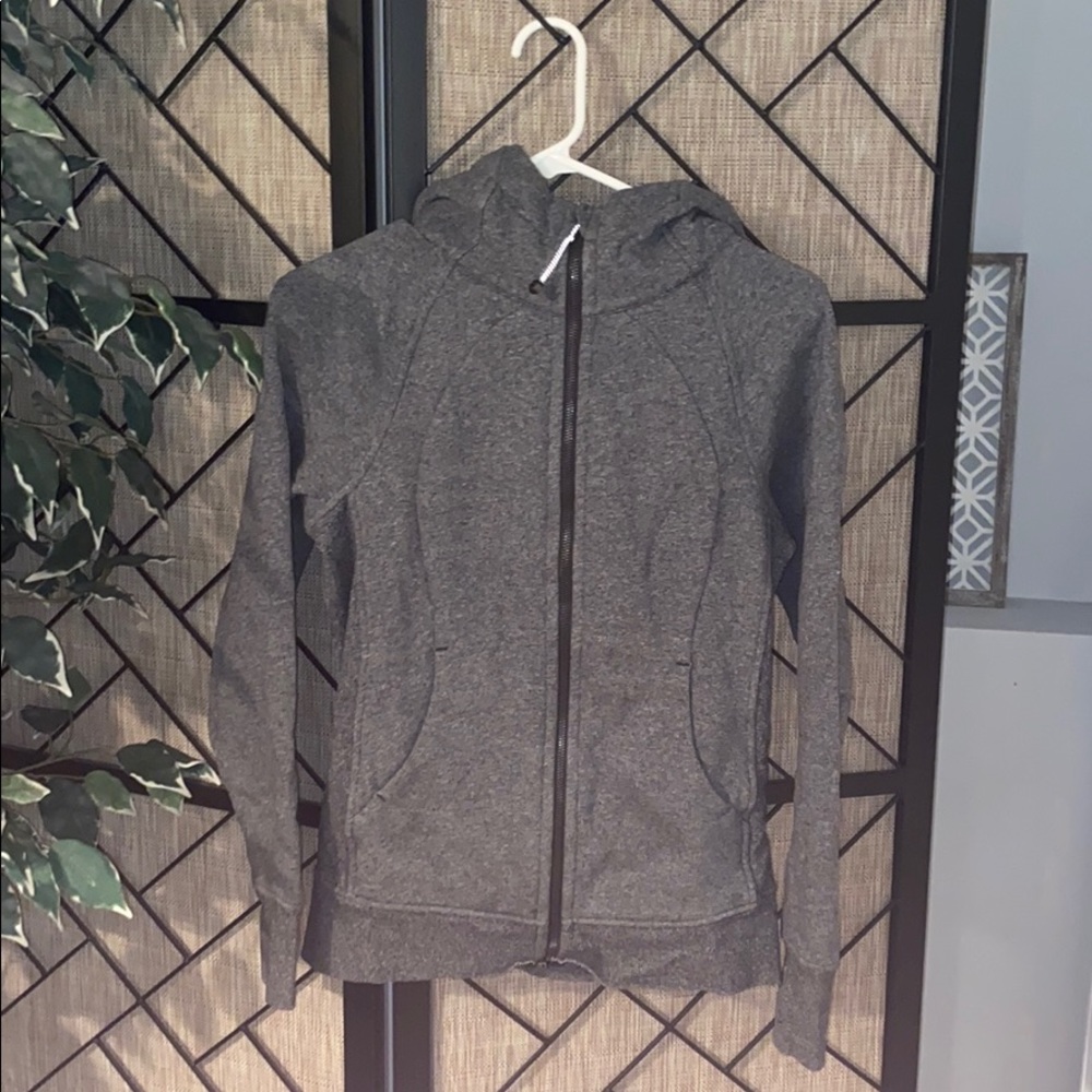 Lulu lemon sweatshirt!